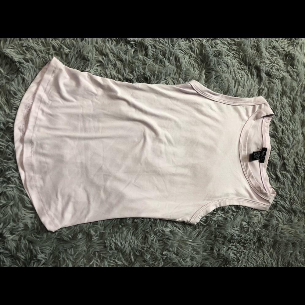 Light purple tank top